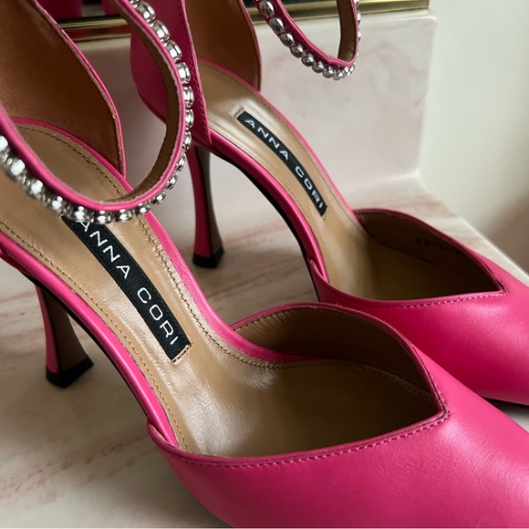 Anna Cori Pink Heels - Picture 3 of 4
